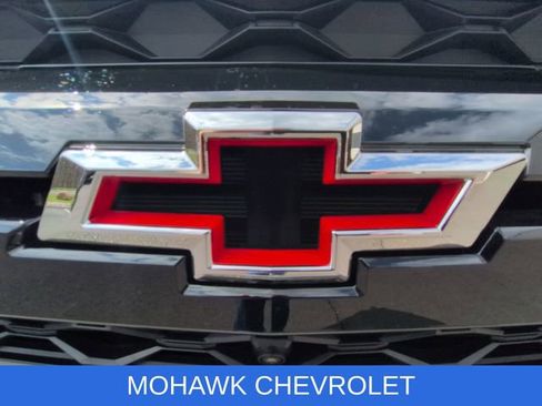 Used 2026 Chevrolet Colorado ZR2 w/ Technology Package image 32