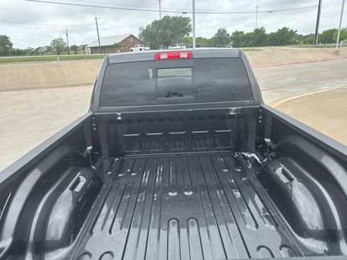 Used 2024 RAM 3500 Tradesman w/ Chrome Appearance Group image 7