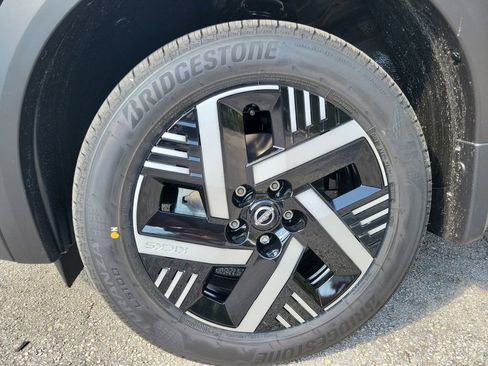 New 2026 Nissan Kicks SV FWD image 9