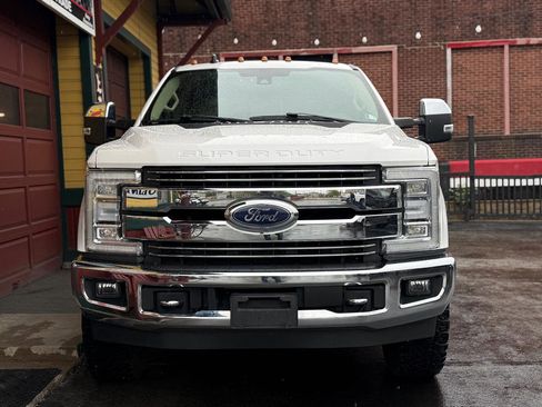 Used 2019 Ford F250 Lariat w/ Lariat Ultimate Package AWD/4WD image 13