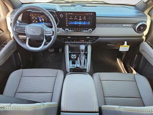 New 2026 Chevrolet Colorado ZR2 w/ Technology Package image 13