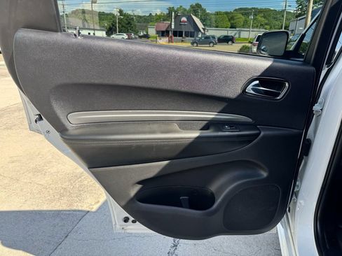 Used 2018 Dodge Durango GT AWD/4WD image 25