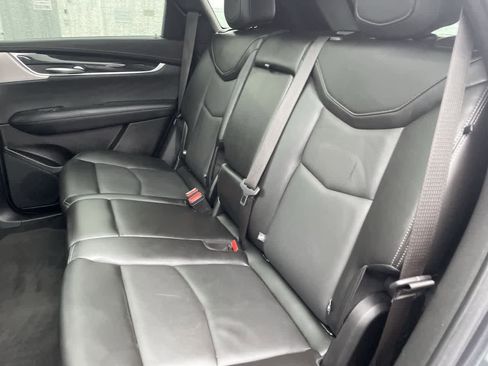 Used 2022 Cadillac XT5 Premium Luxury w/ LPO, Floor Liner Package image 19