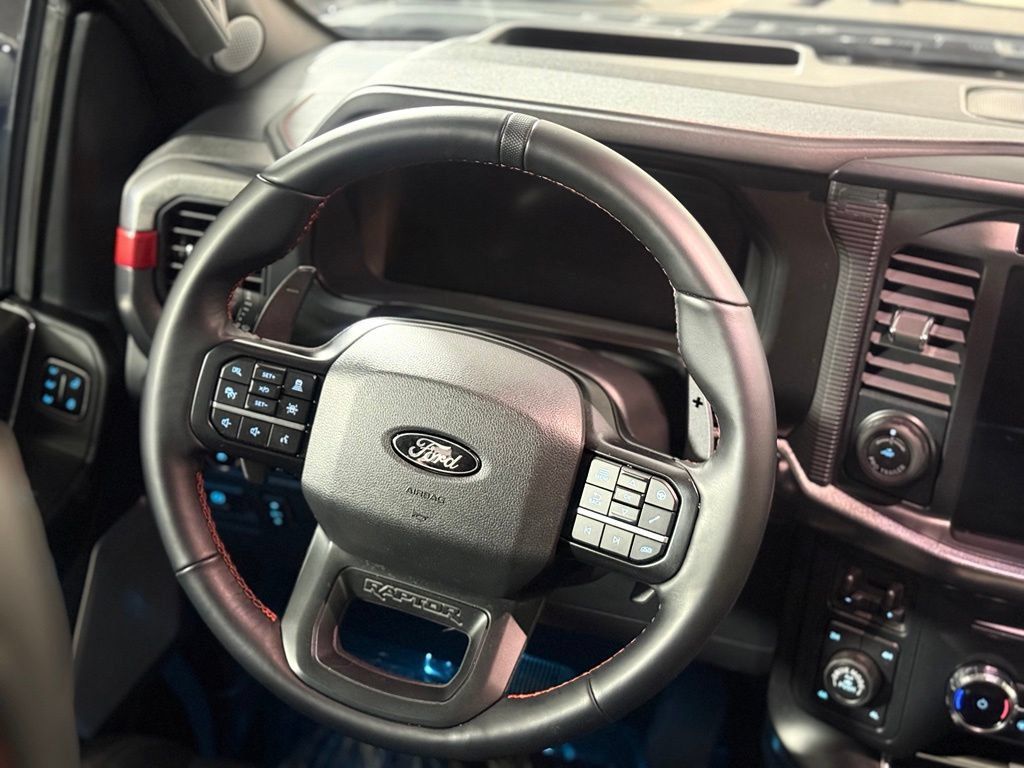 Used 2025 Ford F150 Raptor AWD/4WD image 12