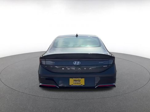 Used 2025 Hyundai Sonata SEL FWD image 12