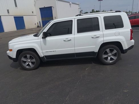 Used 2016 Jeep Patriot High Altitude FWD image 8