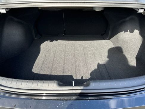 New 2026 Hyundai Elantra Limited image 17