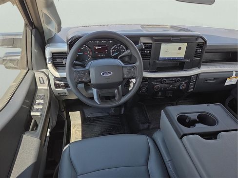 New 2026 Ford F250 XL w/ XL Off-Road Package image 11