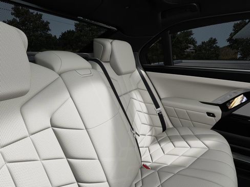 New 2026 BMW i7 xDrive60 image 10