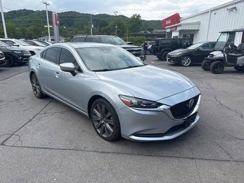 Used 2018 MAZDA MAZDA6 Touring FWD image 2