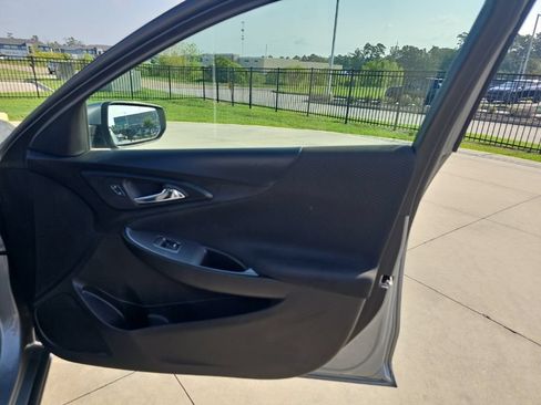 Used 2024 Chevrolet Malibu LT FWD image 19