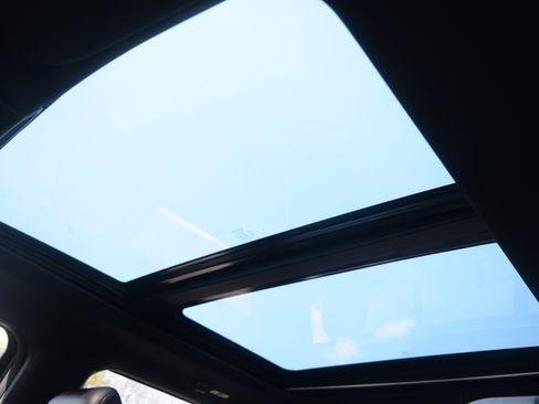 Used 2017 Ford F150 Raptor w/ Equipment Group 801A Mid image 19