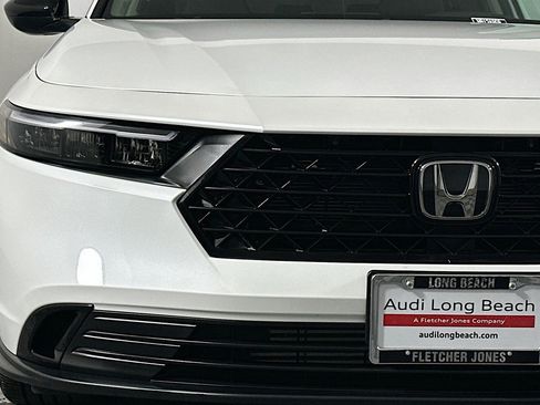Used 2025 Honda Accord SE image 15
