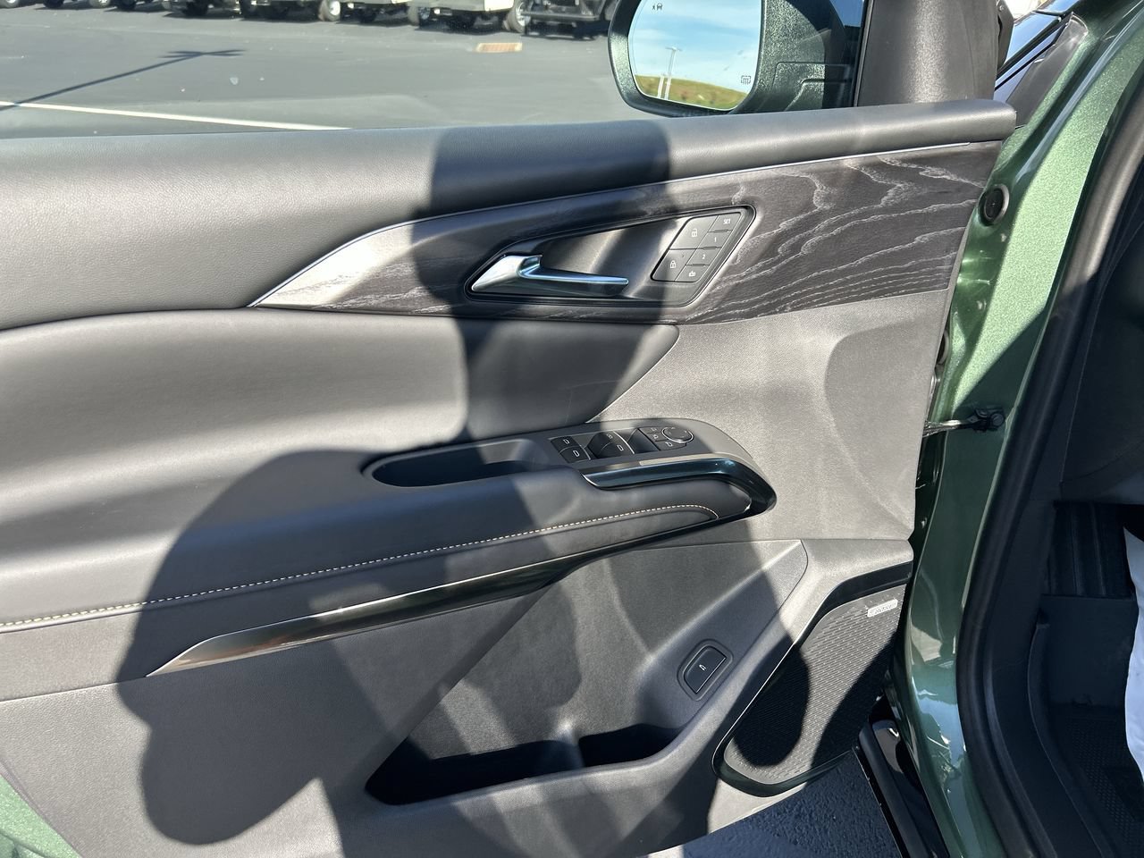 New 2027 Chevrolet Traverse High Country w/ LPO, Floor Liner Package AWD/4WD image 20