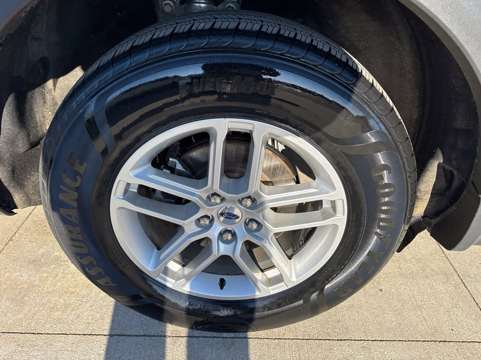 Certified 2025 Ford Explorer Active AWD/4WD image 21