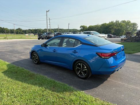 Used 2024 Nissan Sentra SV FWD image 21