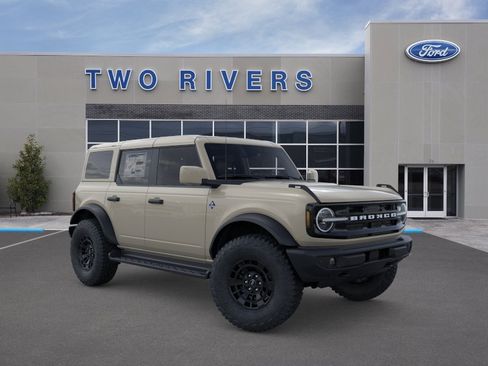 New 2026 Ford Bronco Outer Banks w/ Sasquatch Package AWD/4WD image 7