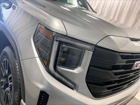 Used 2024 GMC Sierra 1500 Pro w/ Graphite Edition image 34