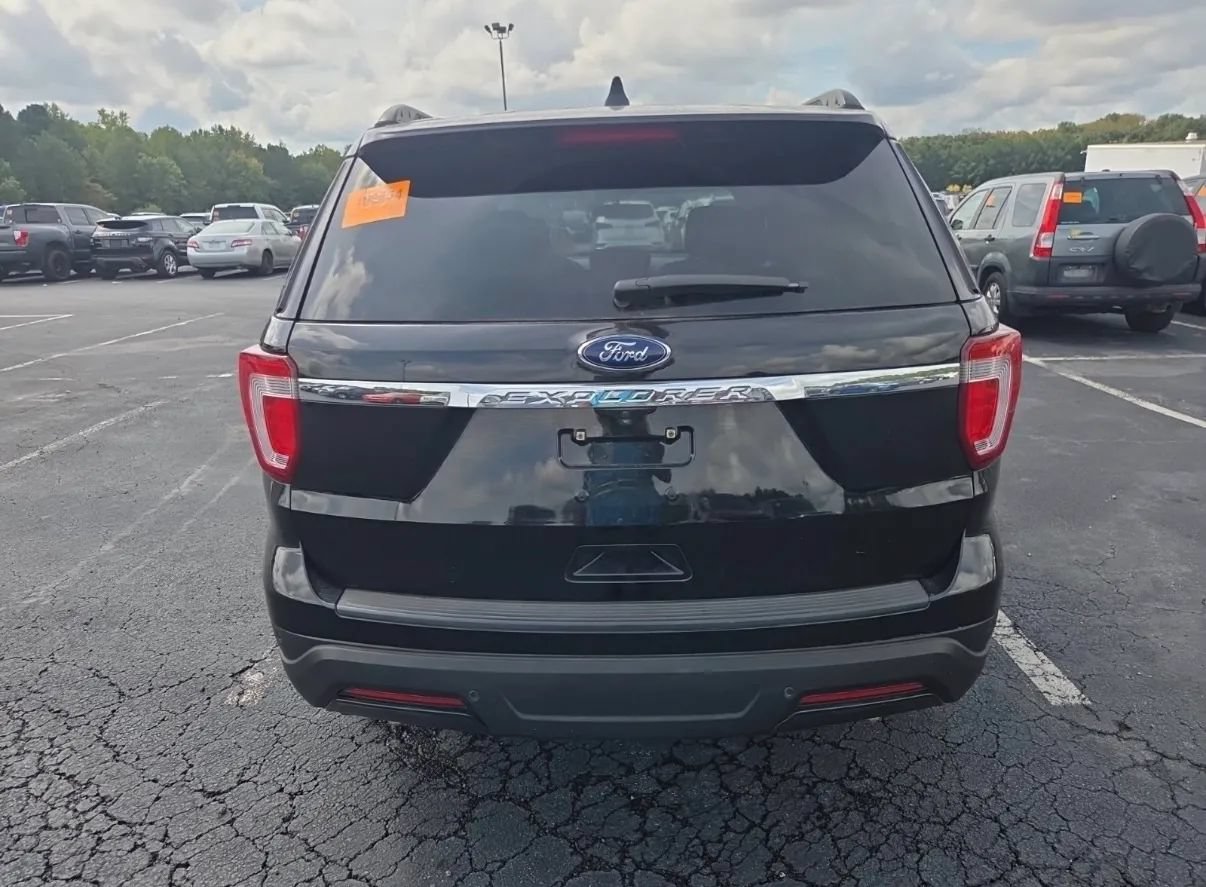 Used 2019 Ford Explorer FWD image 4