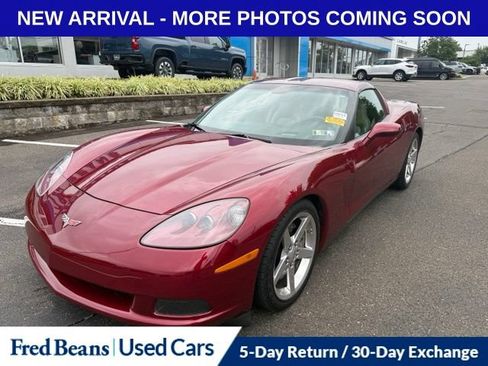 Used 2006 Chevrolet Corvette Coupe w/ Preferred Equipment Group RWD image 5