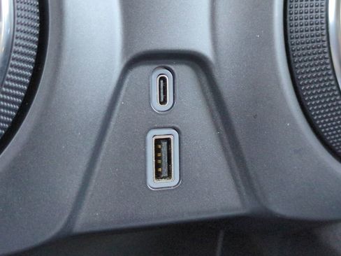 Used 2023 Chevrolet Blazer LT w/ Convenience Package image 21