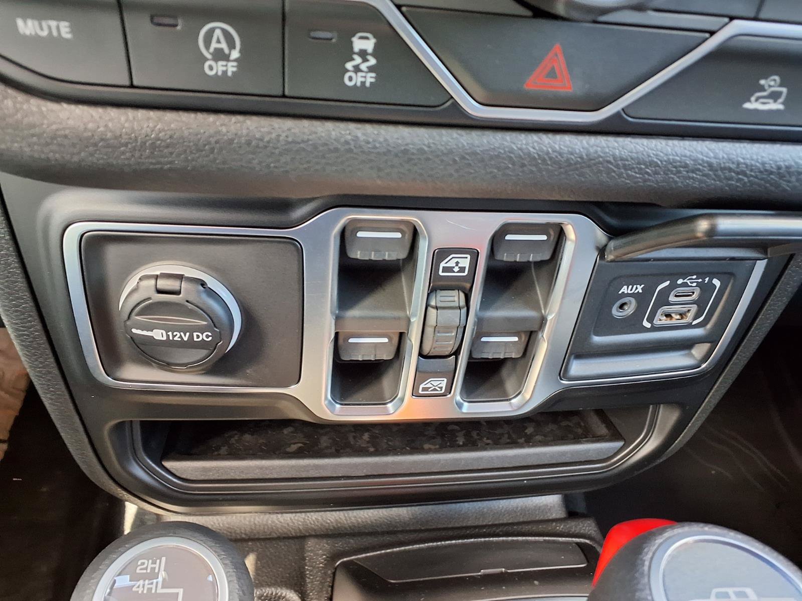 New 2026 Jeep Gladiator Sport AWD/4WD image 12