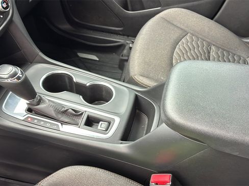 Used 2021 Chevrolet Equinox LT image 22