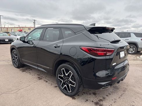 Used 2023 Chevrolet Blazer RS w/ Driver Confidence II Package AWD/4WD image 7