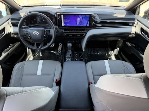 Used 2026 Toyota Camry SE w/ Multimedia Upgrade Package FWD image 28