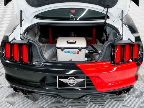 Used 2017 Ford Mustang Shelby GT350R w/ GT350R Equipment Group 920A RWD image 78