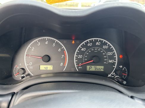 Used 2013 Toyota Corolla LE image 22