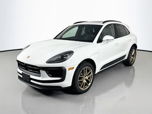 Certified 2023 Porsche Macan Turbo AWD/4WD image 1