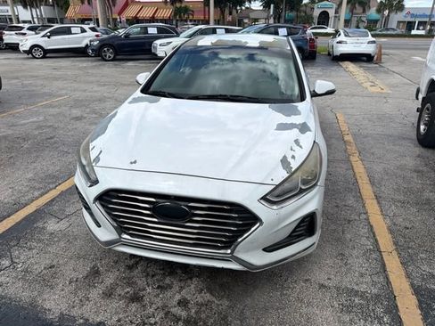 Used 2018 Hyundai Sonata SEL FWD image 2