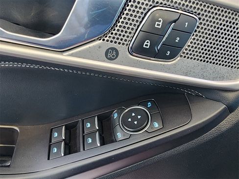 Used 2020 Ford Explorer Limited w/ Class III Trailer Tow Package image 17