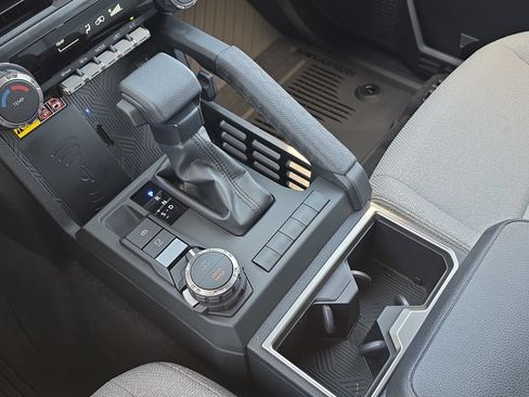 New 2026 Toyota 4Runner SR5 AWD/4WD image 21