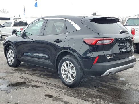 Used 2023 Ford Escape Active image 4