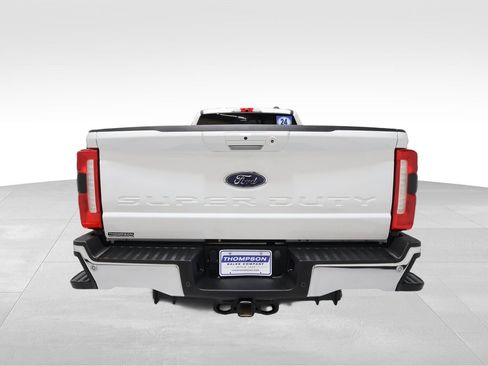 Used 2024 Ford F350 Lariat image 3