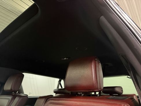 Used 2024 Ford Expedition Max Limited AWD/4WD image 9