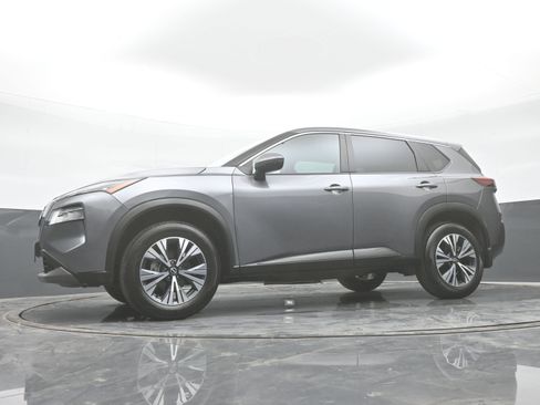 Used 2022 Nissan Rogue SV image 35