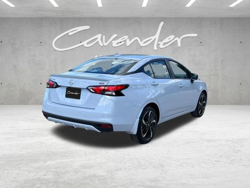 New 2025 Nissan Versa SR FWD image 16