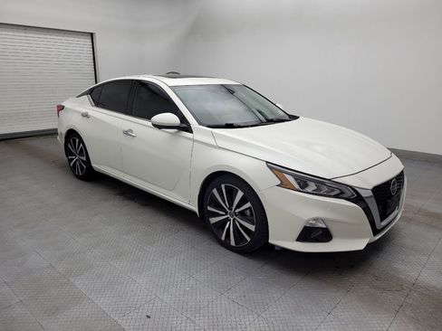 Used 2020 Nissan Altima 2.5 Platinum image 11