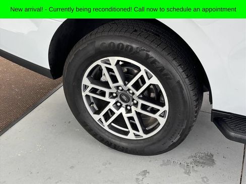 Used 2025 Ford Expedition Active RWD image 27