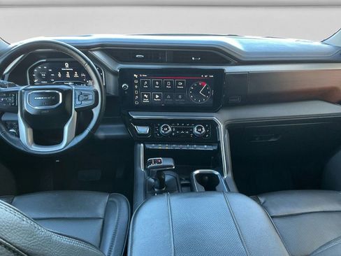 Used 2024 GMC Sierra 1500 Denali w/ Denali Reserve Package image 11