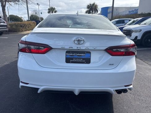 Used 2023 Toyota Camry SE w/ Convenience Package image 4
