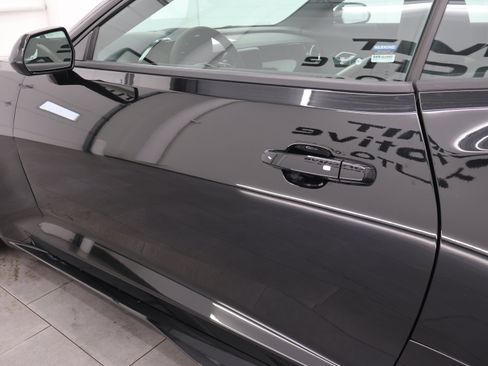 Used 2024 Chevrolet Camaro ZL1 RWD image 31