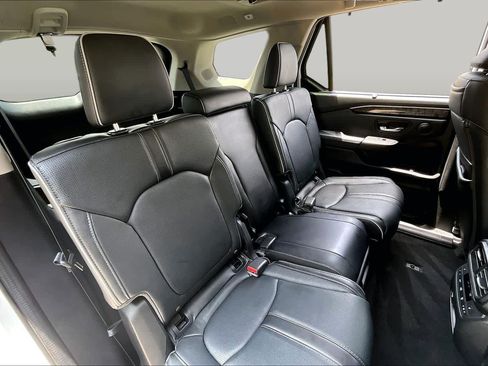 Used 2023 Honda Pilot Elite image 18