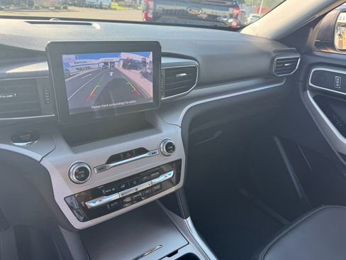 Used 2023 Ford Explorer XLT w/ Equipment Group 202A image 29