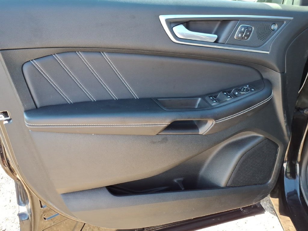 Used 2024 Ford Edge ST w/ Equipment Group 401A AWD/4WD image 14