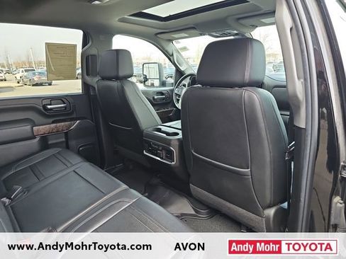 Used 2022 GMC Sierra 2500 Denali w/ Denali Black Diamond Edition image 36