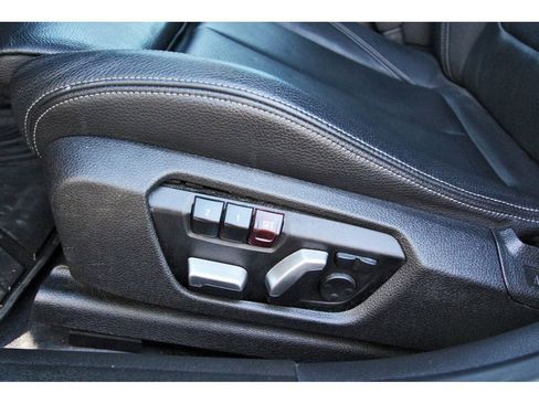 Used 2017 BMW 330i Sedan image 32